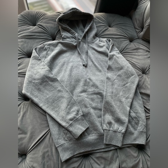 Urban 360 Long-Sleeve Hooded Sweatshirt | Closet Label #53.) - Picture 8 of 9